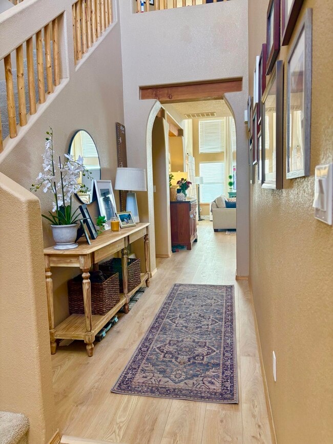 Foto del edificio - 13200 Silver Peak Pl NE