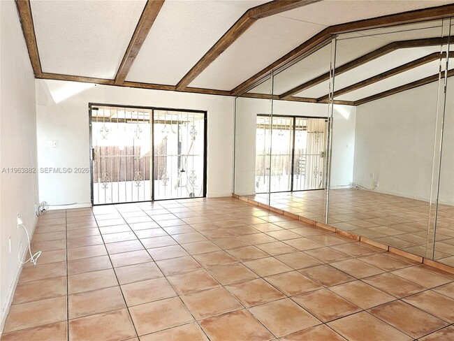 Foto del edificio - 4907 SW 137th Ct