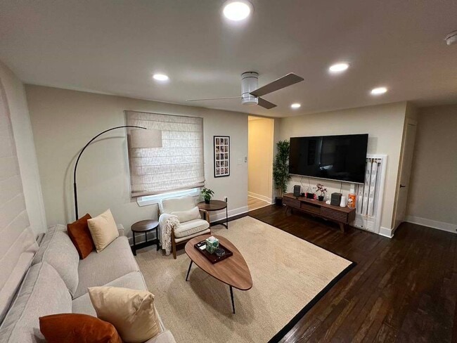 Building Photo - 943 Rittner Dr.