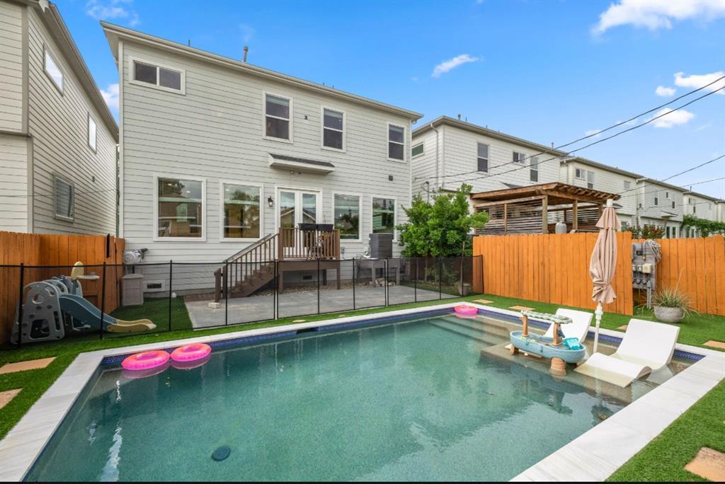 Foto principal - 406 Yale Oaks Ln