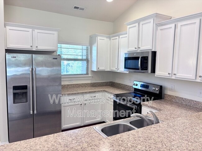 Building Photo - 76 Deep Clay Cir