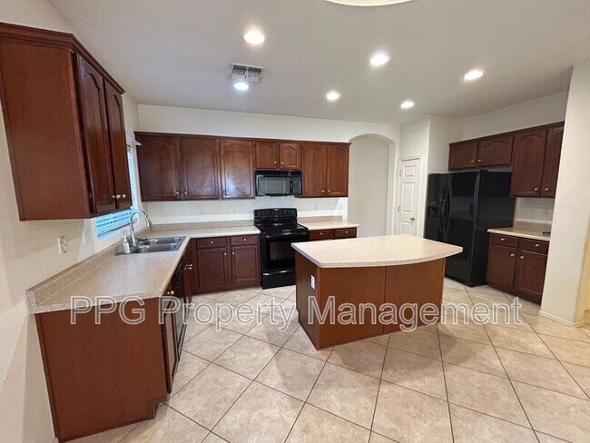 Building Photo - 14542 W Watson Ln