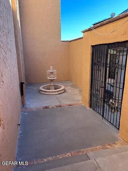 Foto del edificio - 10604 Springwood Dr