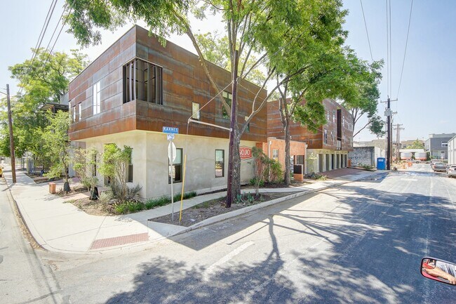Foto del edificio - 302 E Josephine St