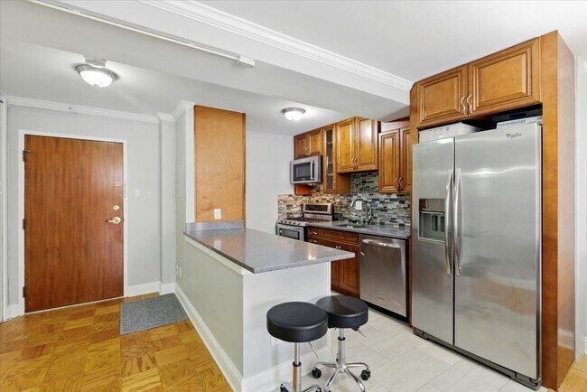 Foto del edificio - 730 24th St NW