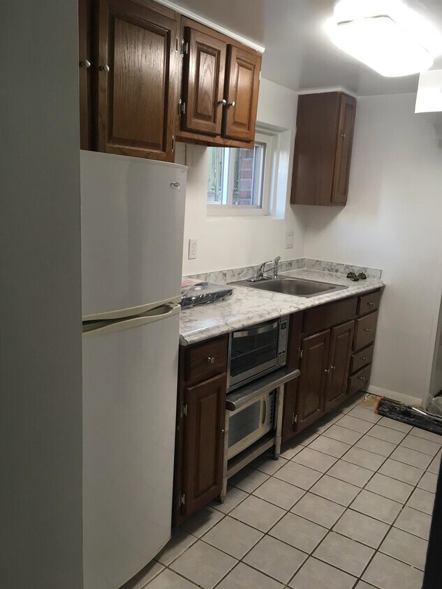Primary Photo - 2412 Observatory Pl NW