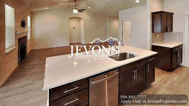 Building Photo - Welcome home! Come and experience the char...