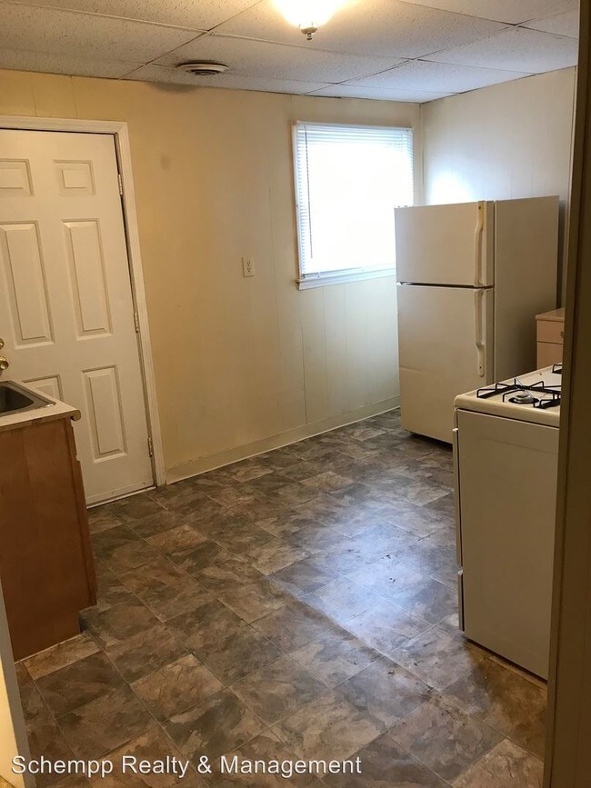 Building Photo - 1 br, 1 bath Apartment - 700 M St 700 M St #4