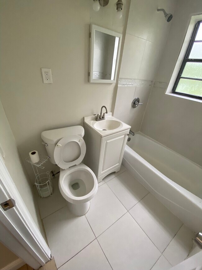 Bathroom - 3045 NW 68th St