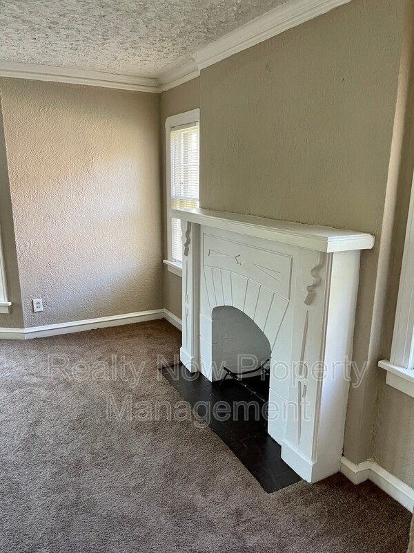 Building Photo - 3553 Normandy Rd