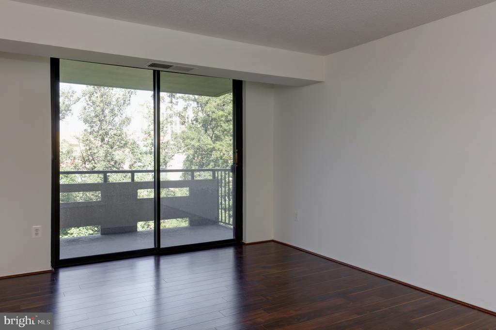 Foto principal - 1808 Old Meadow Rd
