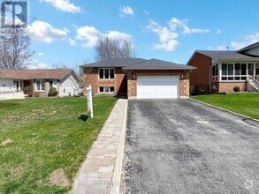 Building Photo - 35 Innisbrook Dr