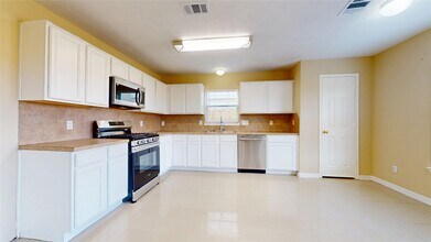 Building Photo - 20530 Fairworth Pl Ln