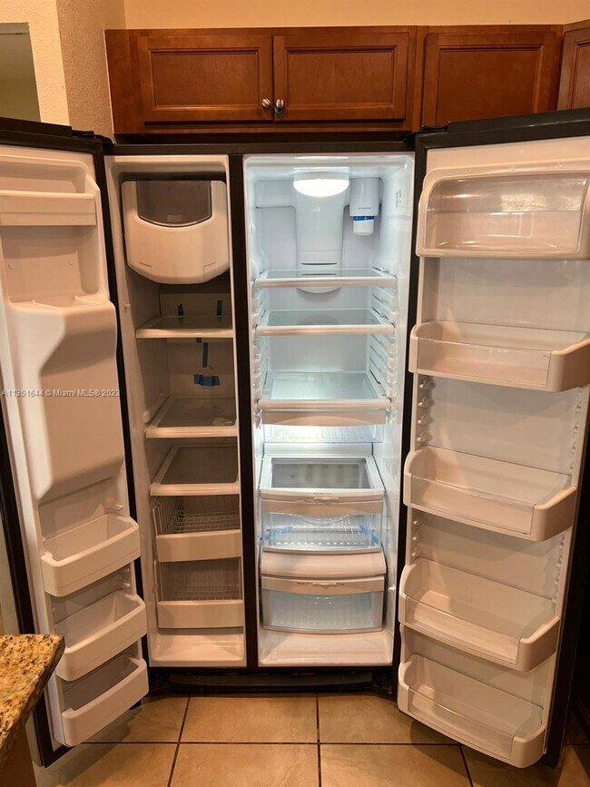 Foto del edificio - 11521 SW 250th St