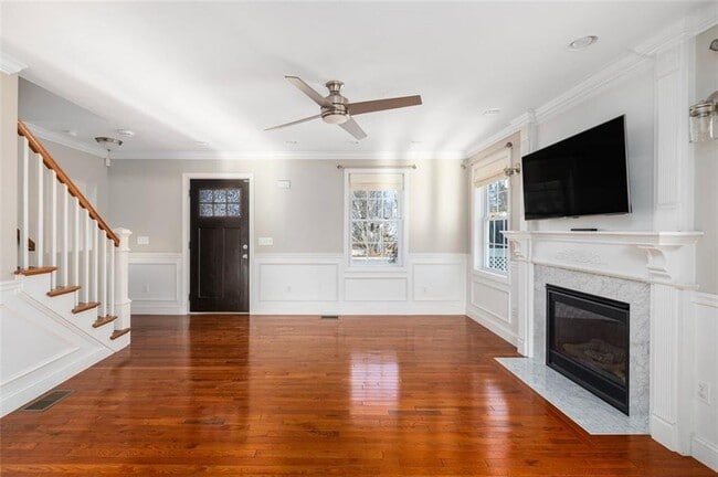 Foto del edificio - 227 Marshall Ave