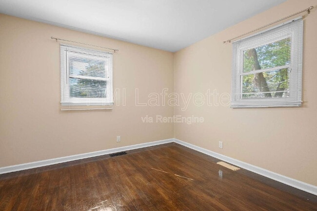Building Photo - 2241 Indian Trail Dr