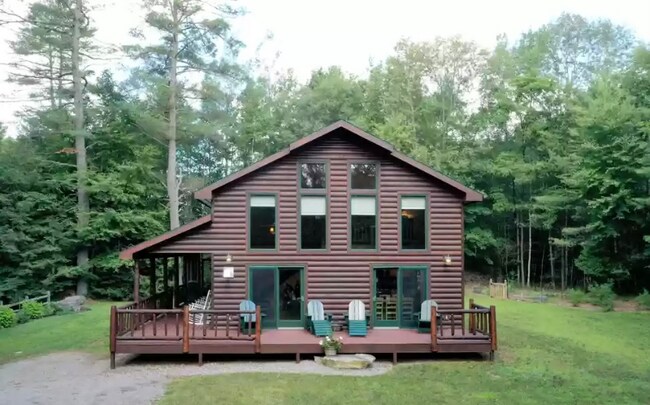 Foto del edificio - 5 Hawkins Ln