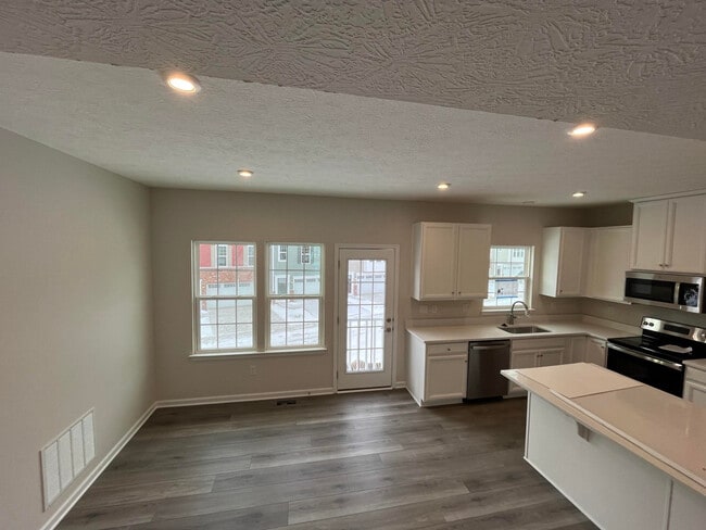 Foto del edificio - 6837 Frey Ln