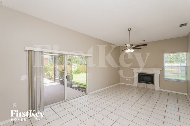 Foto del edificio - 9712 Glenpointe Dr