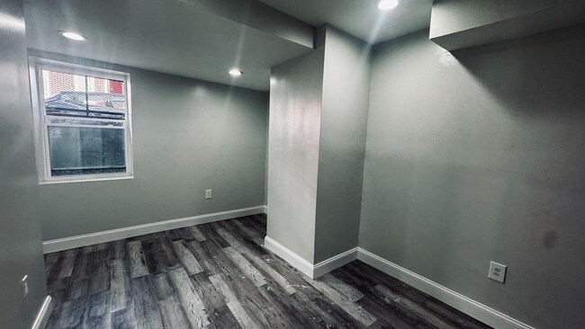 Foto del edificio - 228 S Edgewood St