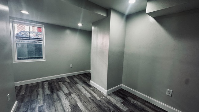 Photo - 228 S Edgewood St Apartment