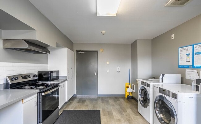 Foto del interior - Husky Court Apartments