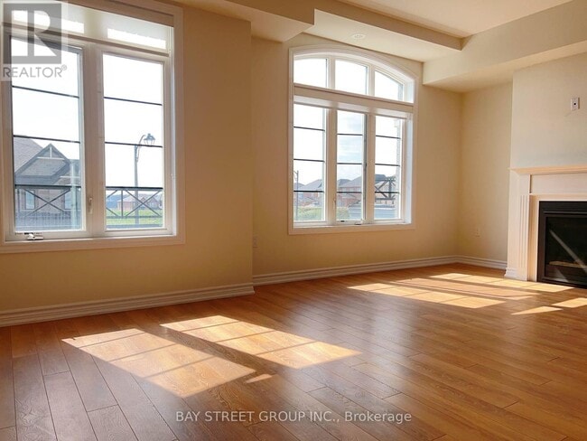 Building Photo - 29 Verbena St