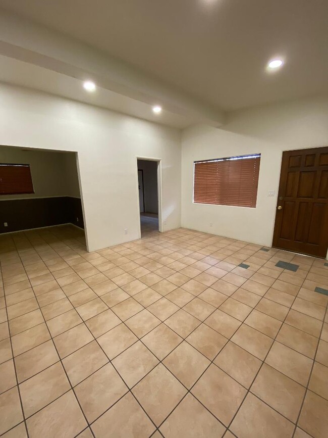 Foto del edificio - 2315 E Glenn St