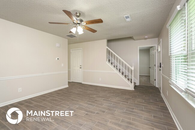 Foto del edificio - 5379 Buxbury Ct