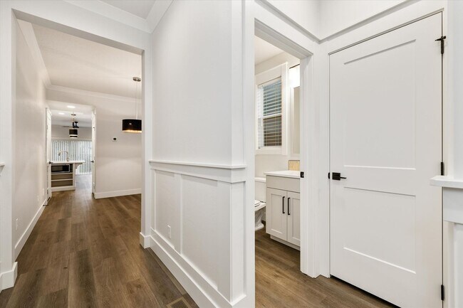 Foto del edificio - 3903 W Spring House Ln