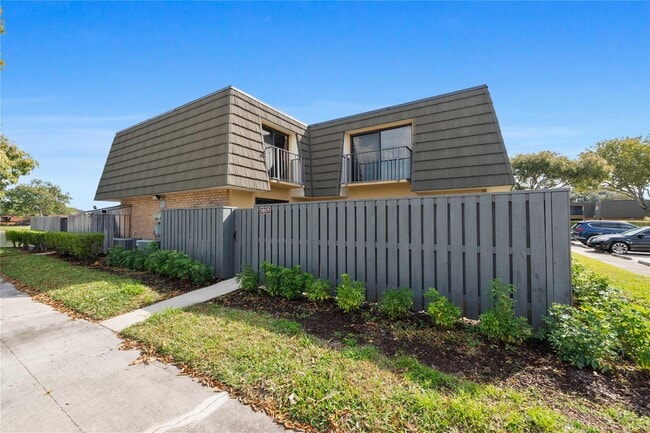 Photo - 1017 10th Way Townhome