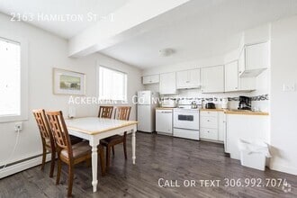 Building Photo - 2163 Hamilton St