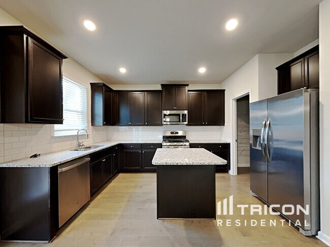 Building Photo - 3426 Stoneleigh Walk Stonecrest GA