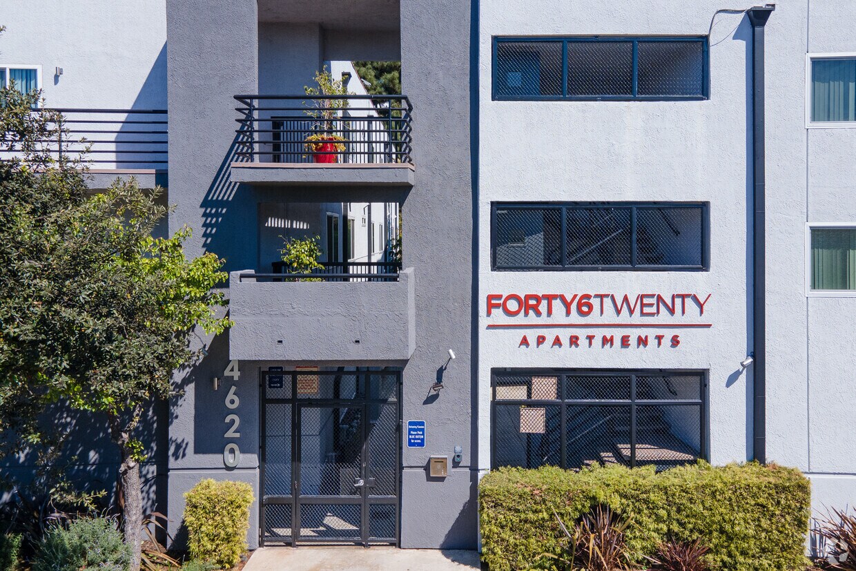 Forty6Twenty by Trion Living Apartments in Culver City, CA Westside