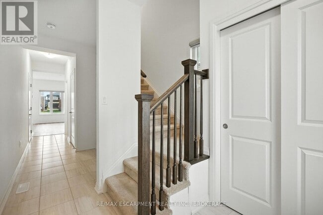 Photo du bâtiment - 25 Saffron Way