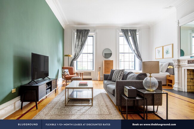 Foto del edificio - 238 Madison Ave