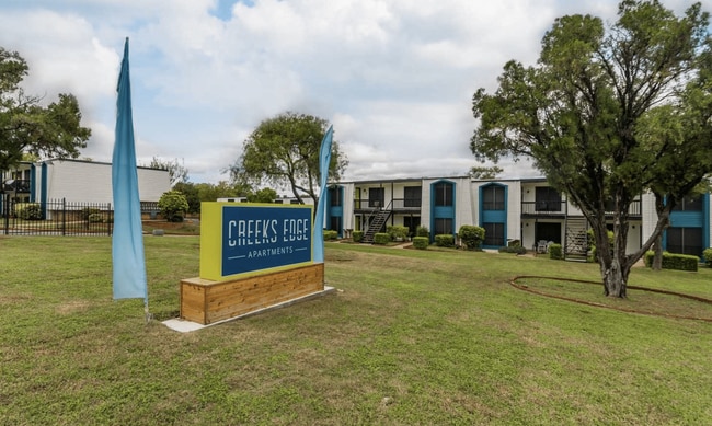 Interior Photo - Creeks Edge