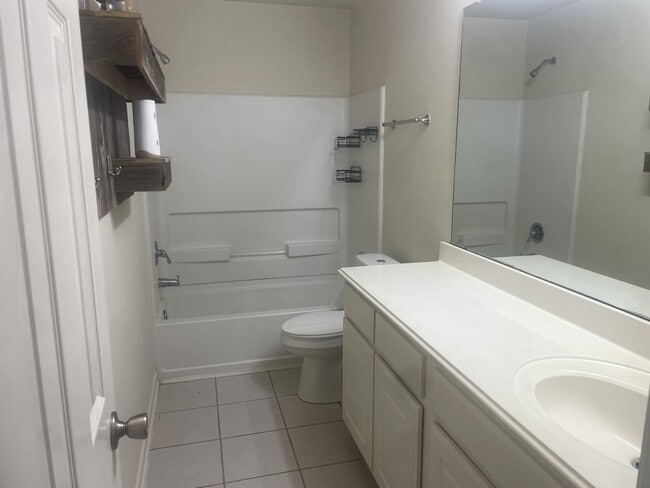 Building Photo - 4307 Sunflower Creek Ln