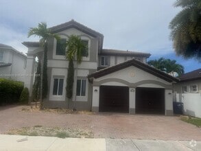 Building Photo - 8821 NW 179 Ln