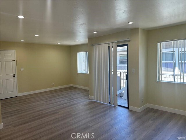 Foto del edificio - 219 E Maple St