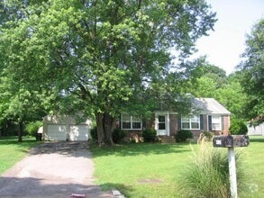 Building Photo - 4123 Albert Dr