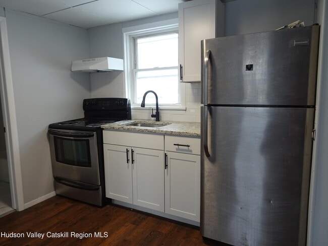 Foto del edificio - 921-923-923 Columbia St