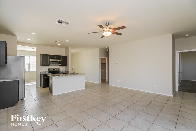 Building Photo - 11148 E Sunflower Ct