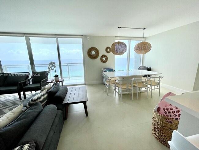 Foto del edificio - 2030 S Ocean Dr