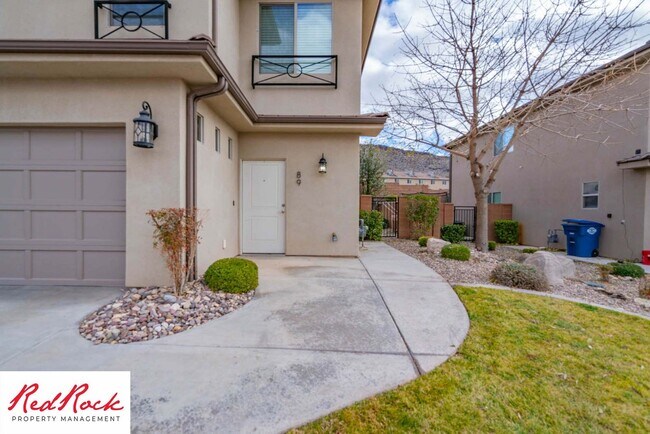 Foto del edificio - 4 Bedroom Home Near Golf Courses In St. George