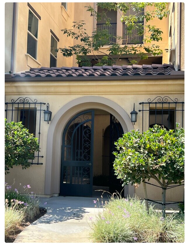 Photo - 404 Maravilla Ln (Brea, CA)
