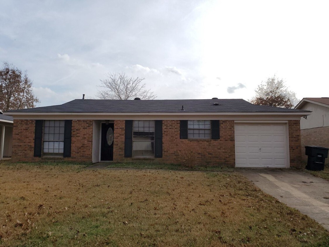 2 br, 1 bath House 2124 Kirby Smith House for Rent in Bossier City