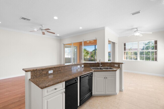 Foto del edificio - 8098 NW 128th Ln