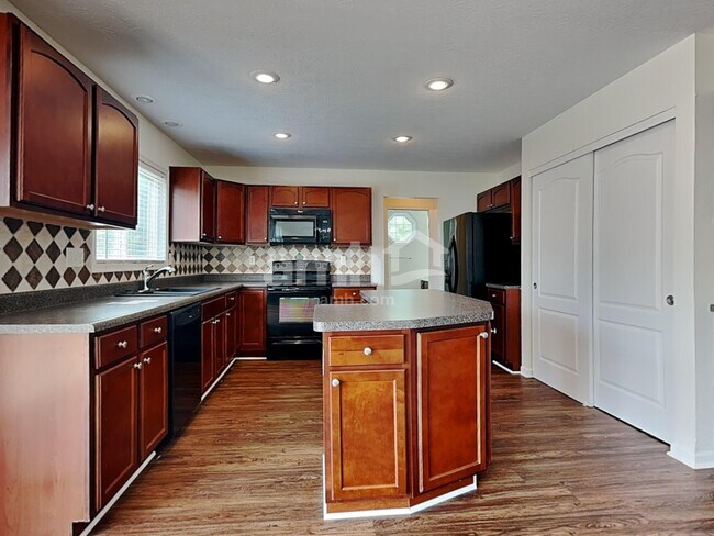 Building Photo - 2689 Leslie Lee Ct