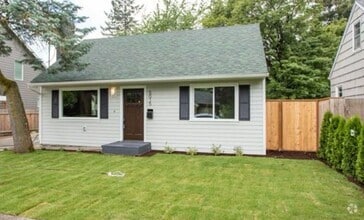 Building Photo - 5015 SE 84th Ave